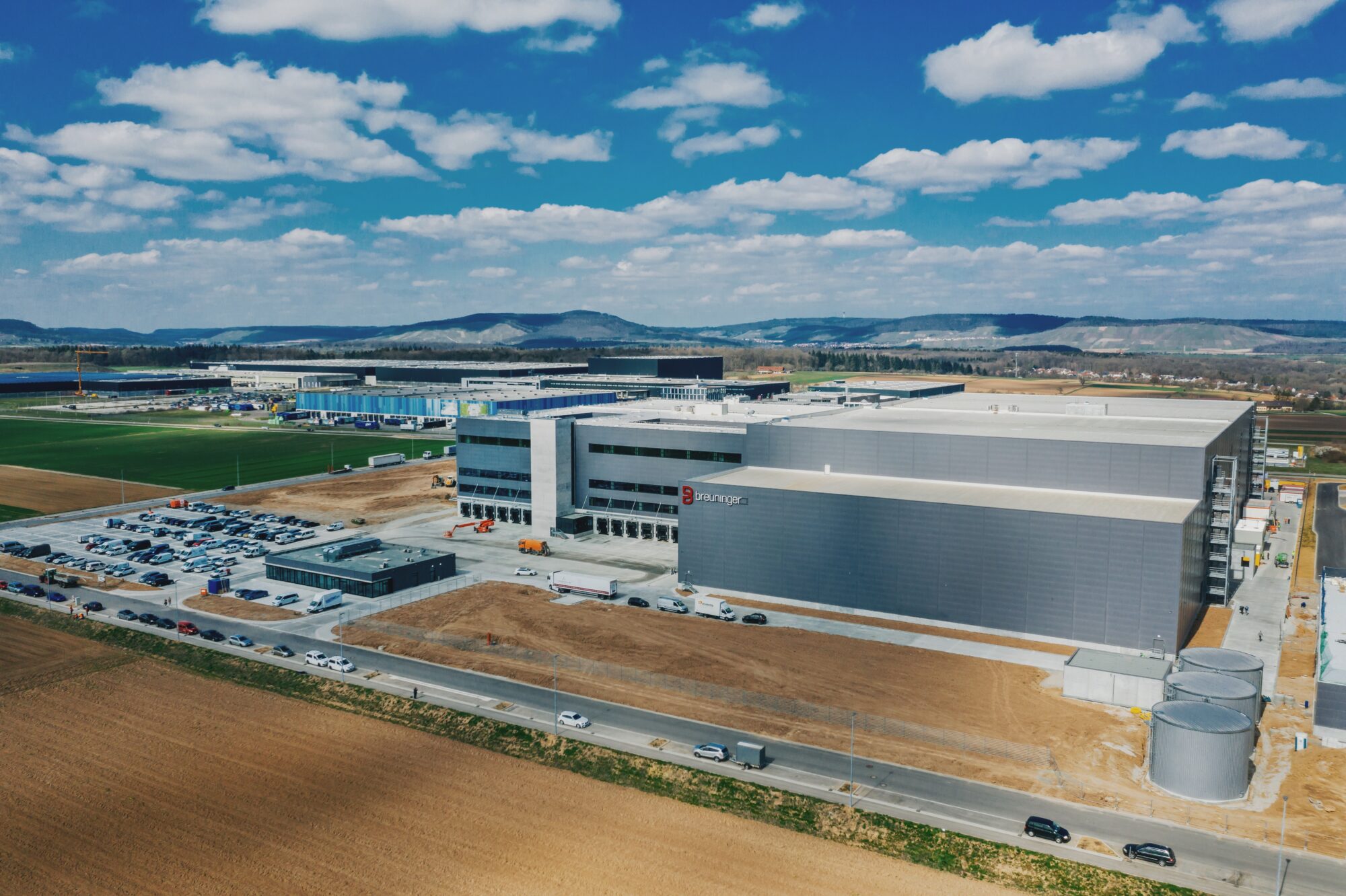 Warendienstleistungszentrums der E. Breuninger GmbH & Co. in Sachsenheim (Landkreis Ludwigsburg)